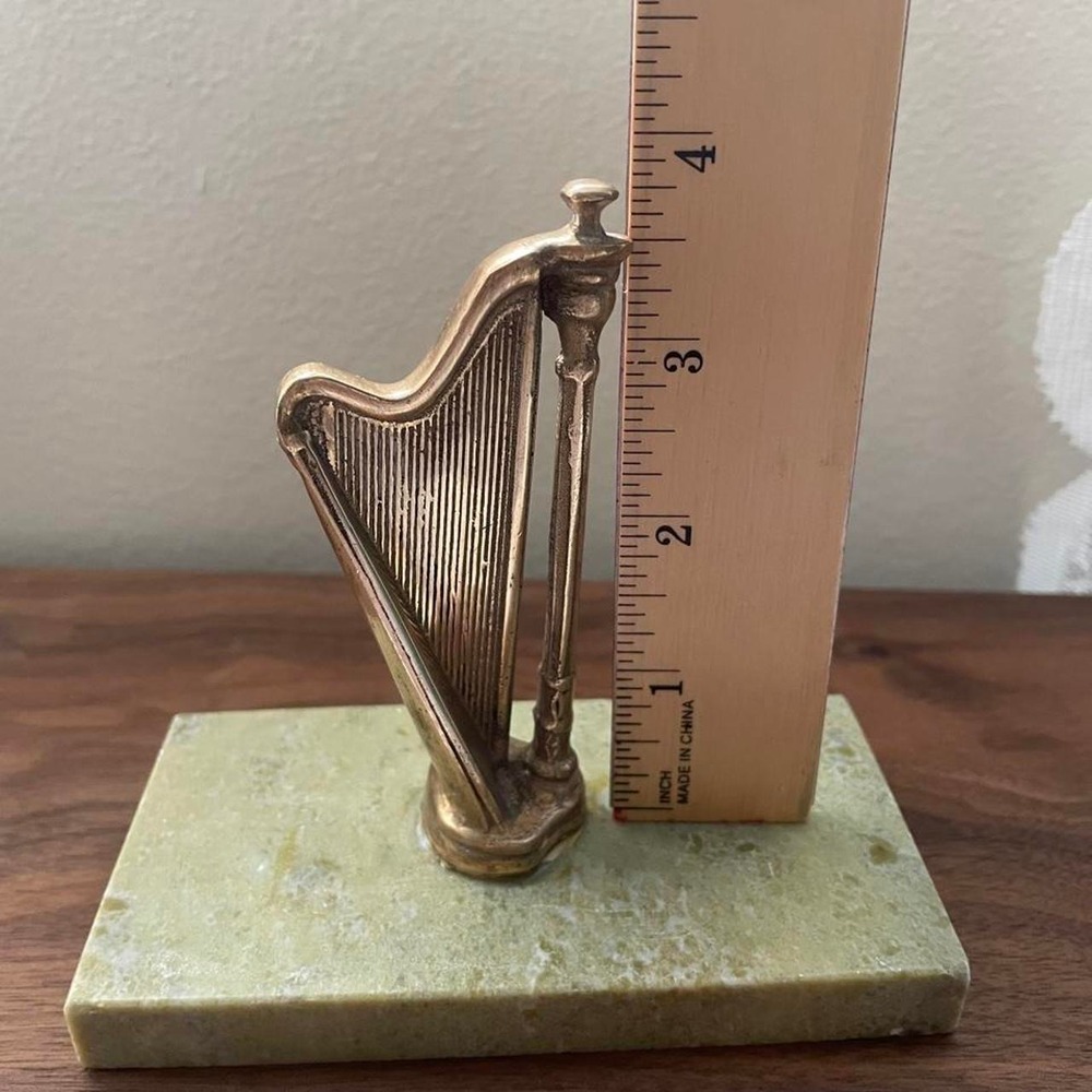 vintage brass miniature harp figurine mounted on a solid onyx marble stone base. - Picture 5 of 7